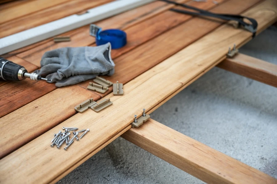 Professional Deck Construction Winnipeg, MB